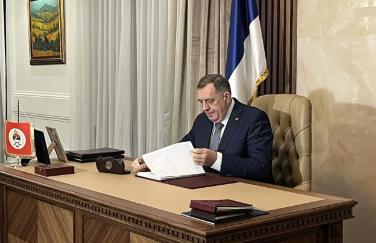 Dodik-ukazi
